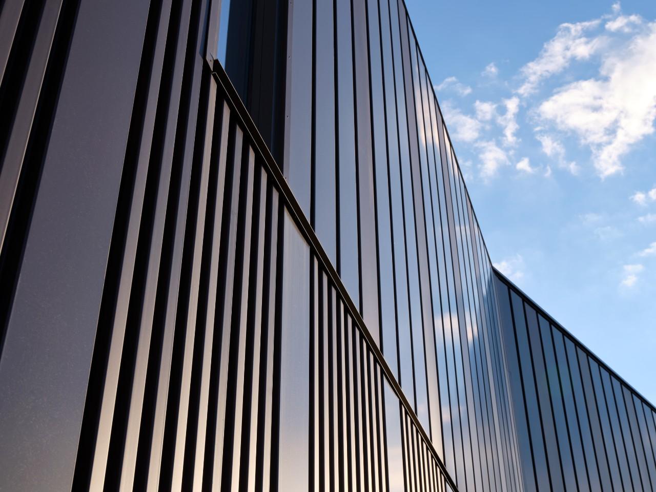 Pulse cladding catching low afternoon light
